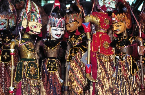 puppenspiele von java,indonesien photo