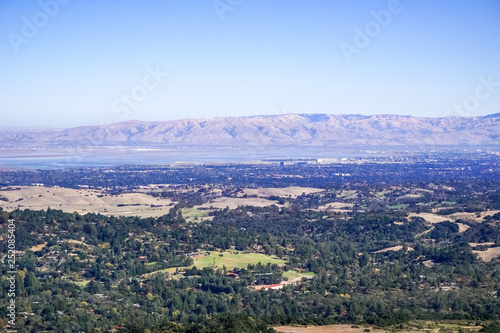 View towards Mountain View and Sunnyvale, Silicon Valley, south San Francisco Bay Area, California © Sundry Photography