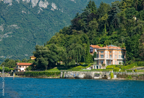 Wallpaper Mural SONY DSC Torontodigital.ca