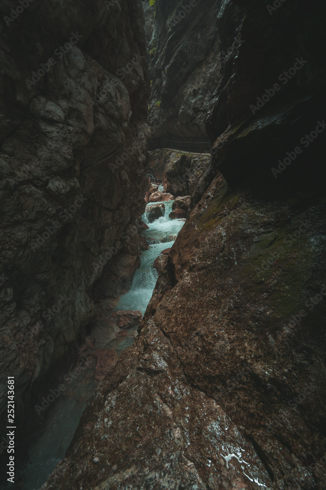 Fototapeta premium klamm lauf