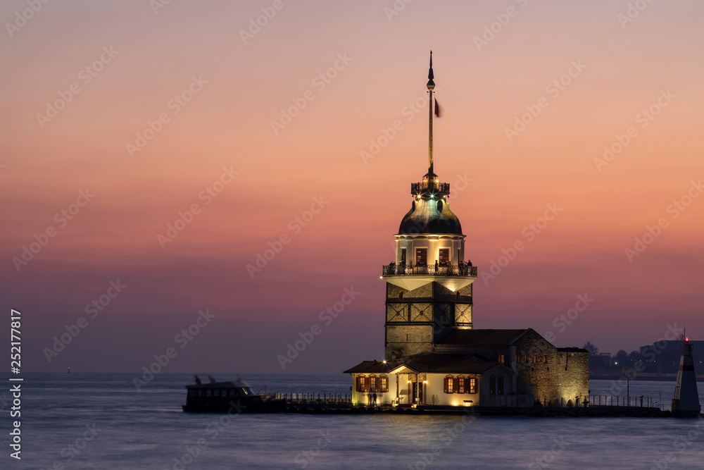Maiden Tower  Istanbul, Turkey (KIZ KULESI – SALACAK-USKUDAR)