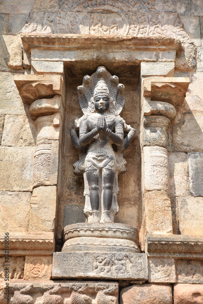 Statue hindou au temple de Darasuram en Inde du Sud