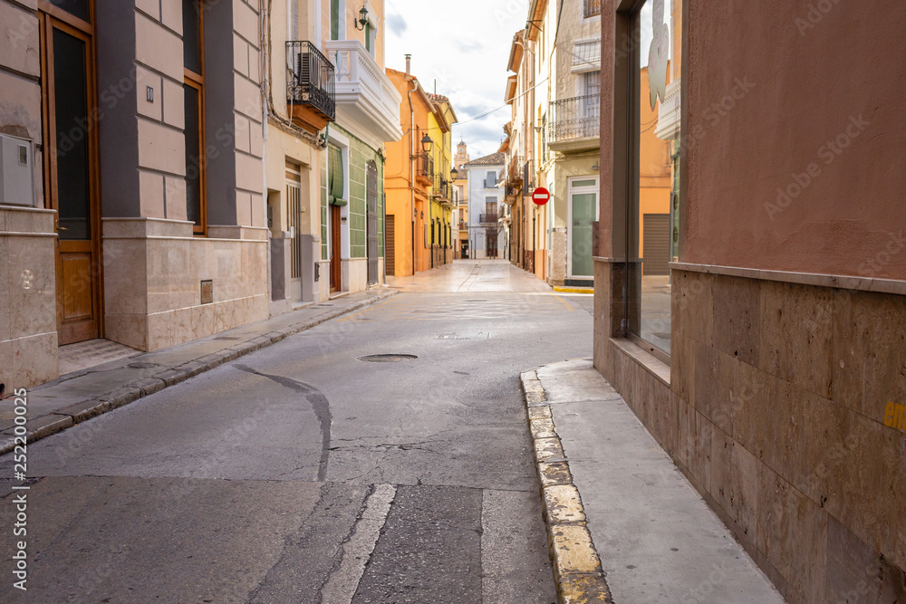 Fototapeta premium Old town street view in Canals, Spain.