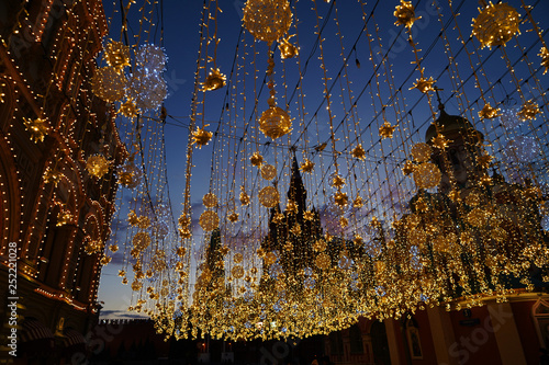 lights in the center of Moscow