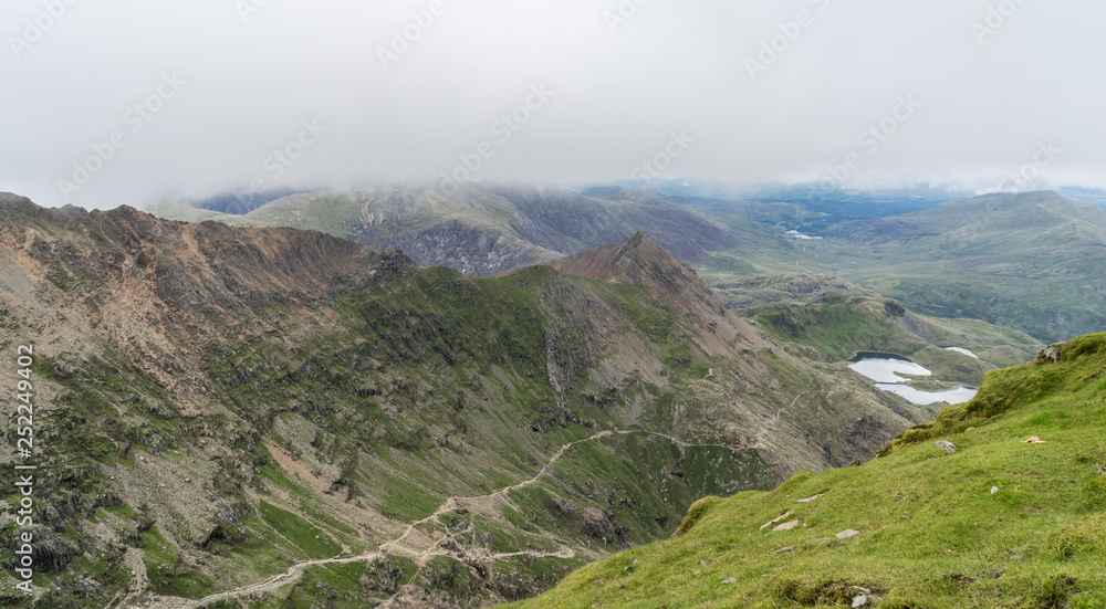 Fototapeta premium landscape of Snowdonia mountains