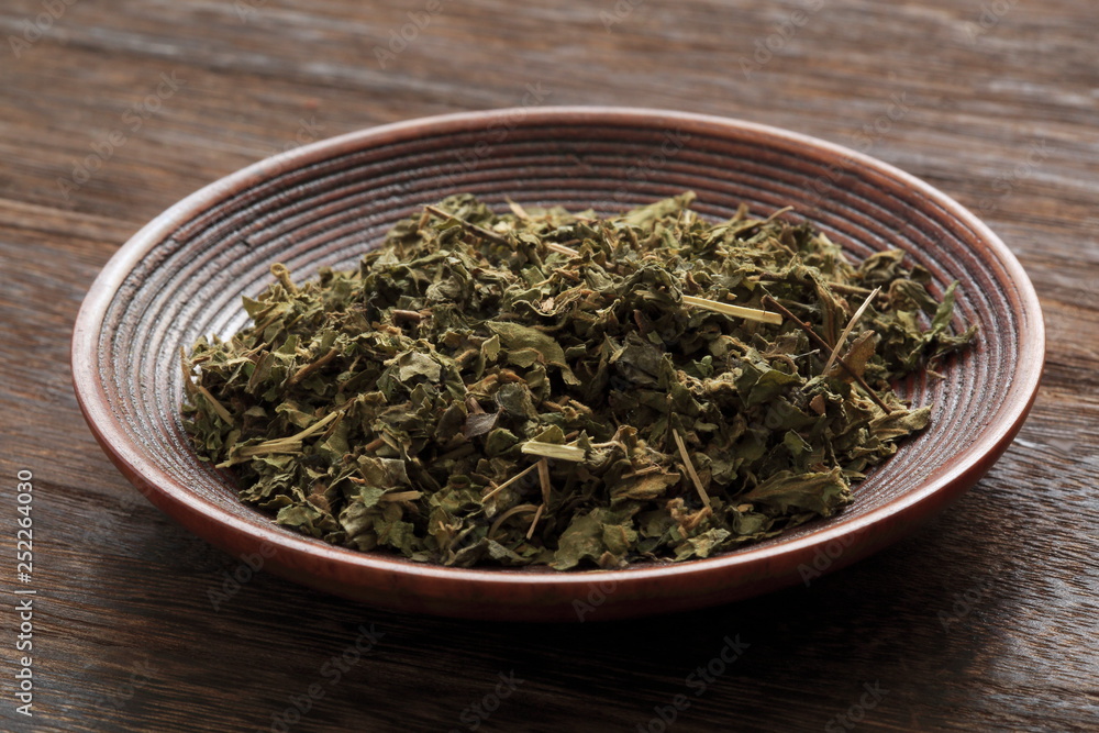 The dried leaves of the gimnema (herbal tea) The dried leaves of the gimnema (herbal tea)