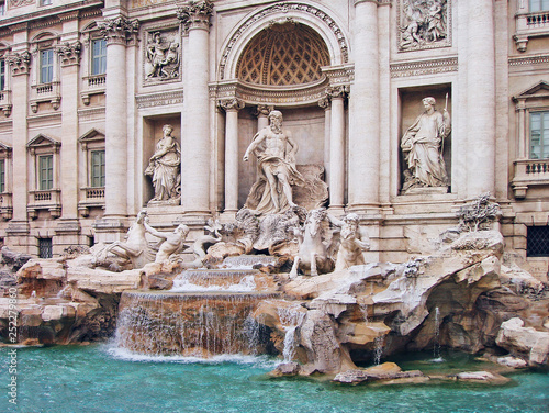  Trevi Fountain, Rome