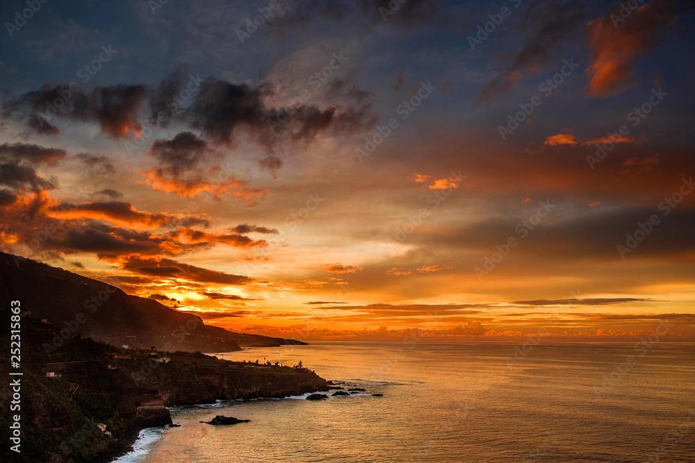 Fototapeta premium Beautyful Tenerife north sunset