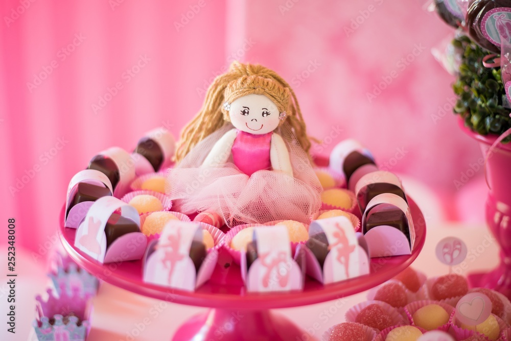 Fototapeta premium Candy and decoration on the table - Ballerina theme - Children's birthday