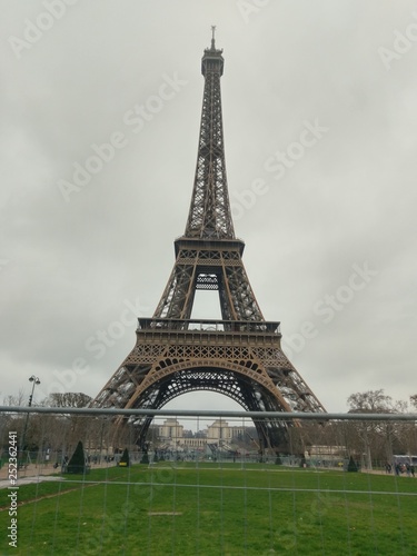 Fototapeta Naklejka Na Ścianę i Meble -  París