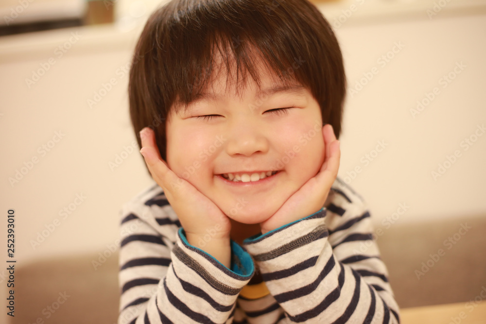 笑顔の男の子 笑顔の男の子