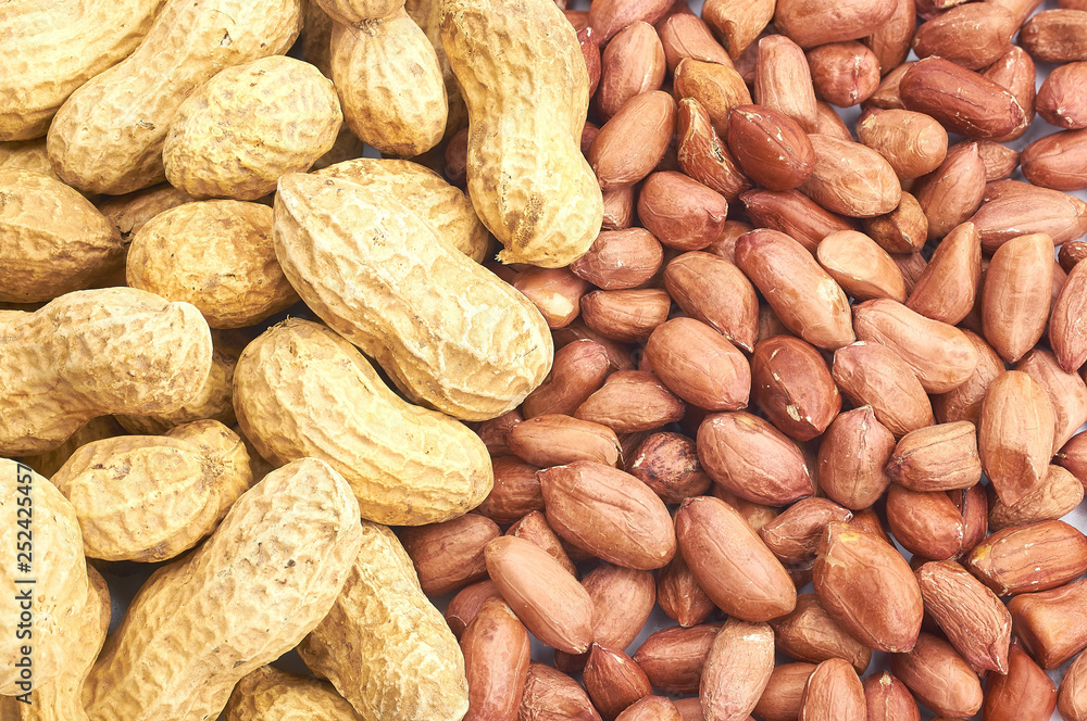 Roasted peanuts peeled and not peeled in shell nutritious delicacy Roasted peanuts peeled and not peeled in shell nutritious delicacy