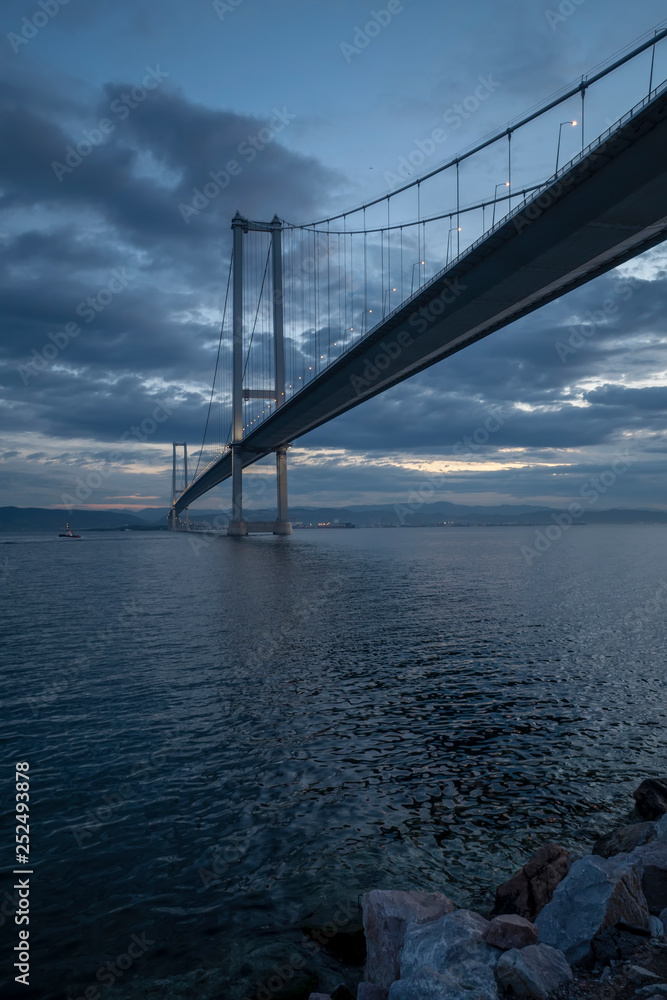 Fototapeta premium Osman Gazi Bridge (Izmit Bay Bridge). Izmit, Kocaeli, Turkey