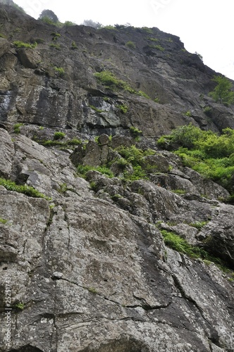 屏風岩の絶壁