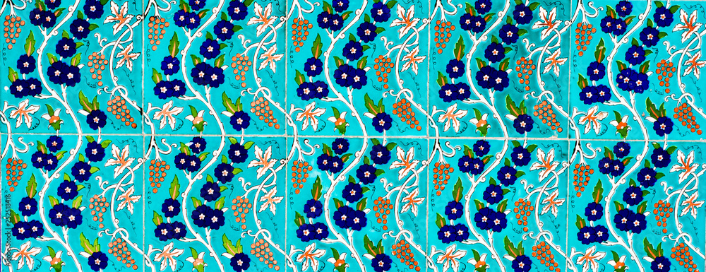 Tile and Ceramic of Ottoman Style Tile and Ceramic of Ottoman Style