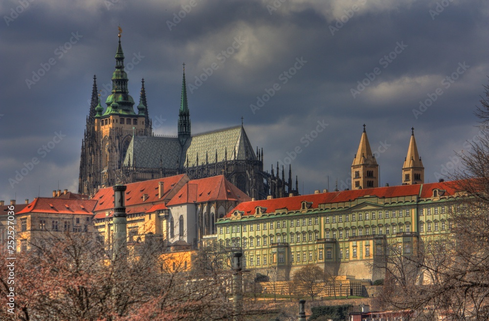 Gebäude und Kunstwerke in Prag Gebäude und Kunstwerke in Prag