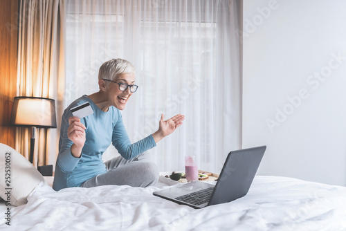 Woman shopping online