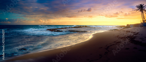 Fototapeta Naklejka Na Ścianę i Meble -  The Ethereal Light at San Juan Beach