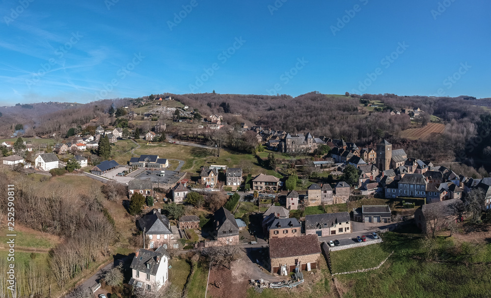 Voutezac (Corrèze - France) - Vue aérienne