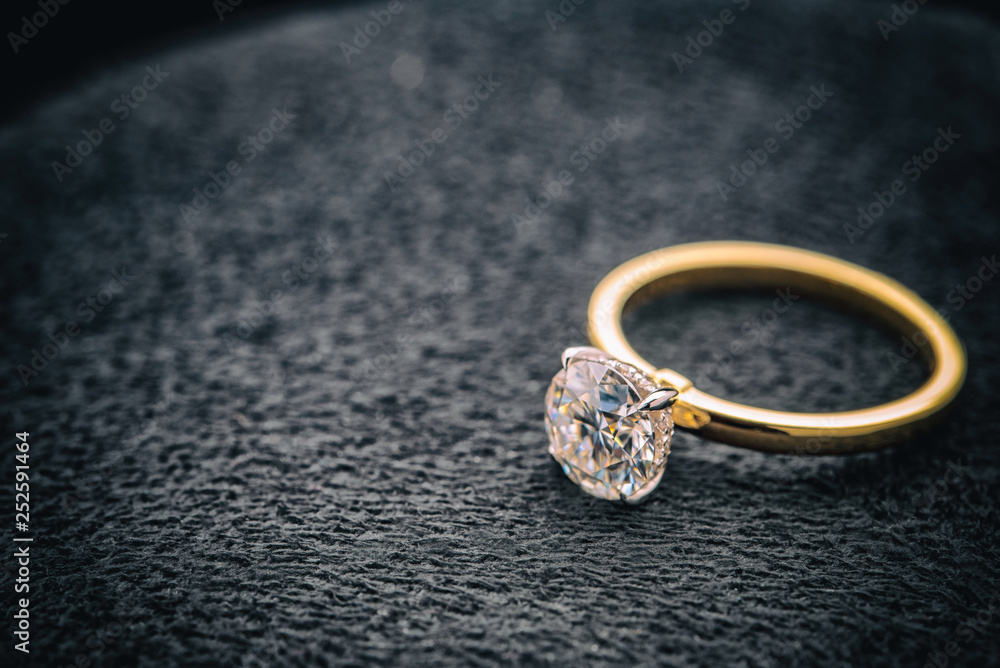 Gold Diamond Ring Gold Diamond Ring