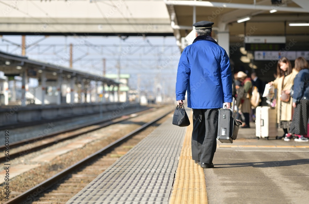 Fototapeta premium 鉄道の旅