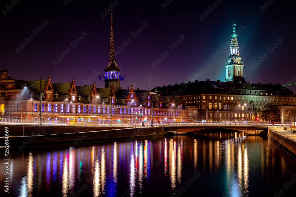 Obraz premium Copenhagen light festival Børsen 