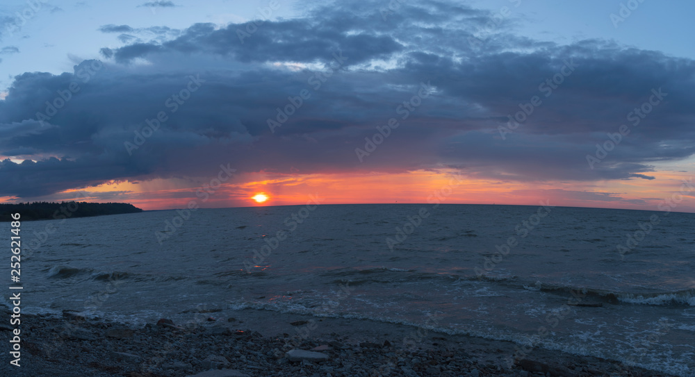 Obraz premium Sunset on the sea