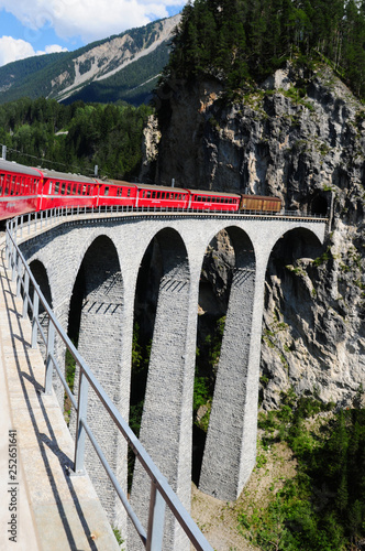 WEF: The Glacier Express Unesco World Heritage train at the "Landwasser-Viadukt"