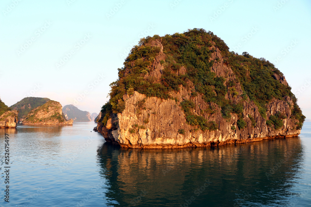 Naklejka premium Halong Bay - Vietnam Asia