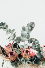 Ingelijste posters Voor haar Minimalistische protea met eucalyptus boho stijl  © victoria