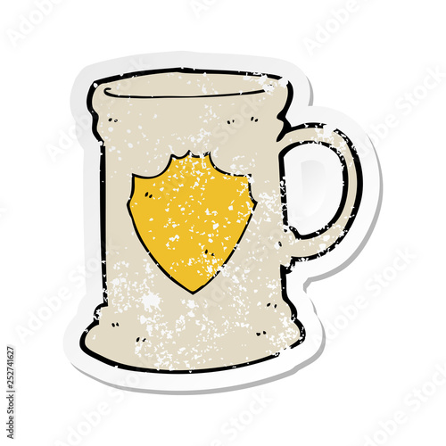 retro distressed sticker of a cartoon old tankard