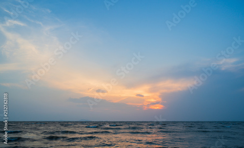 Fototapeta Naklejka Na Ścianę i Meble -  sunset over the sea background.