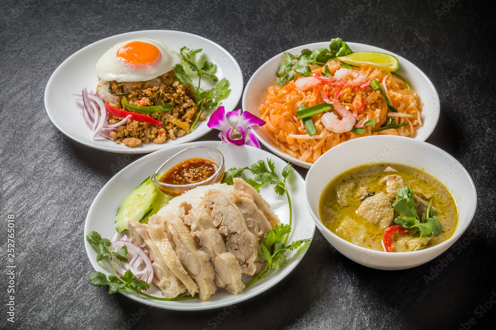 代表的なタイ料理 typical Thai cuisine 代表的なタイ料理 typical Thai cuisine