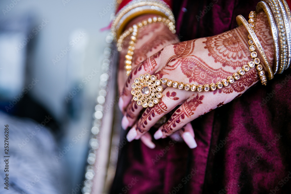 Indian bride's wearing her jewellery