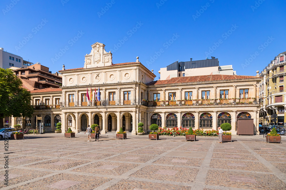 Obraz premium Leon, Spain. City Hall
