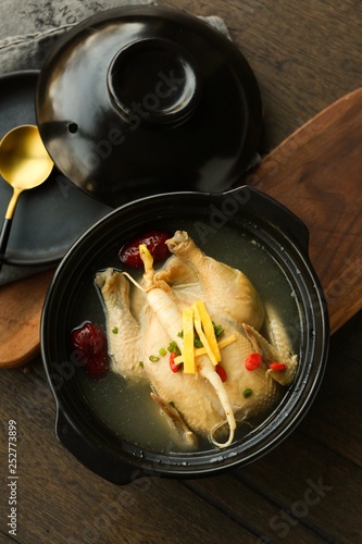 chicken with potatoes and mushrooms