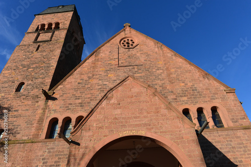 Katholische Pfarrkirche St. Maximilian in Maxdorf photo