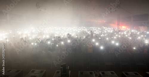 Musikverananstaltung mit Lichtshow 
