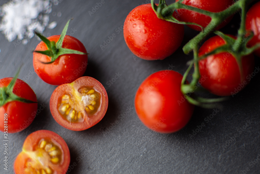 Cherry tomatoes with salt Cherry tomatoes with salt