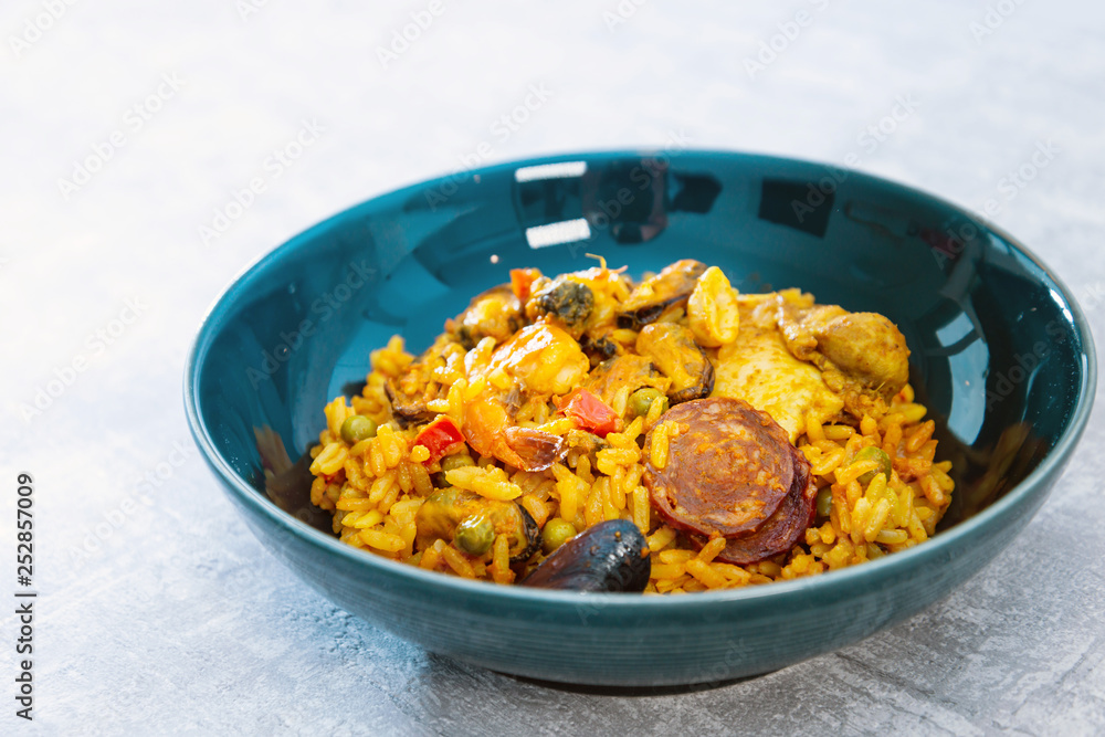 Fototapeta premium Prawn with rice - closeup of prawn with rice - traditionnal spanish food paella