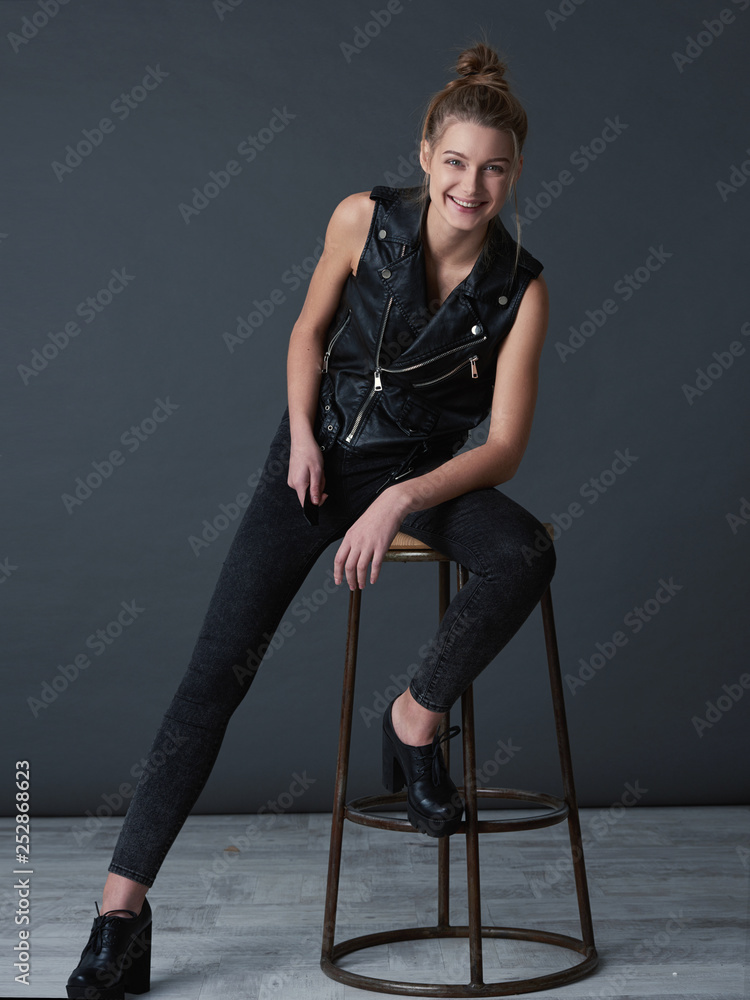 Fototapeta premium young woman. no makeup. model. black.tall, beautiful girl. model tests
