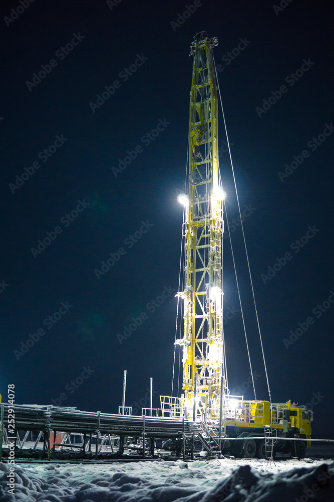 Supports offshore drilling rig in the shipyard for maintenance. Carrying out repair of an oil well. Equipment of oil fields. Supports offshore drilling rig in the shipyard for maintenance. Carrying out repair of an oil well. Equipment of oil fields.