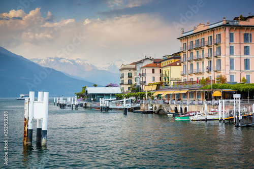 Bellagio  small town on lake Como  Lombardy  Italy