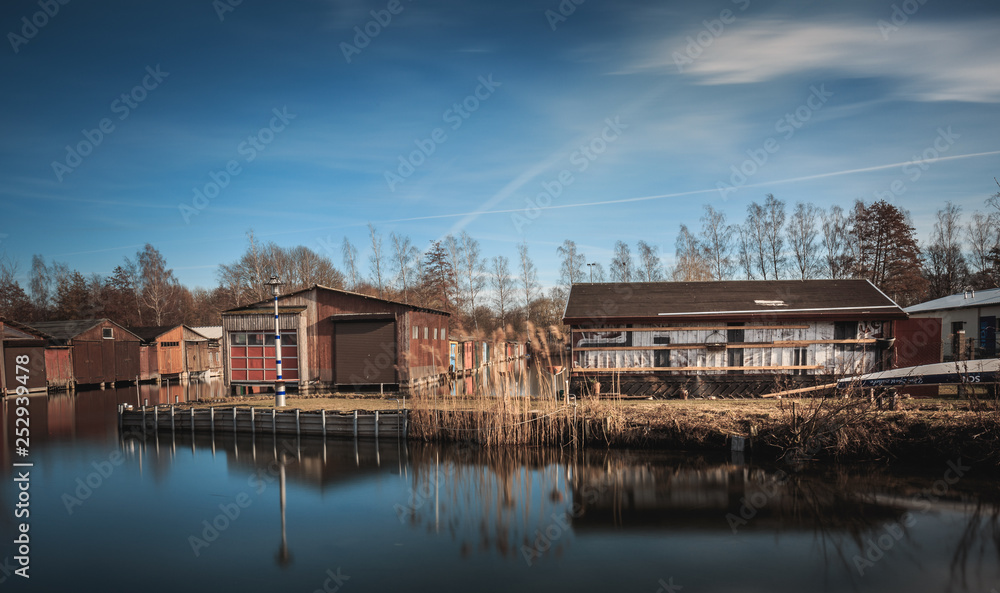 Fototapeta premium Lake, Sportstadt Neubrandenburg, Bootshäuser