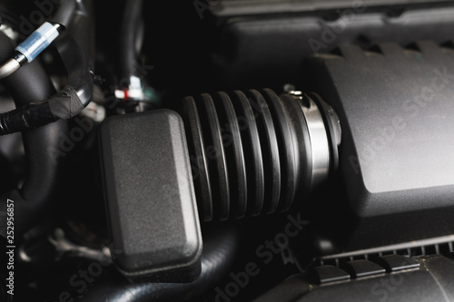 Tableau sur toile automotive engine air intake tube