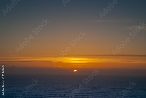 Puesta de sol en A Coruña desde la Rosa de los Vientos. © davidjimenezmoure