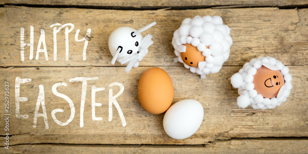 Lustige Figuren aus Eiern, Osterhase und Schafe, Text englisch frohe