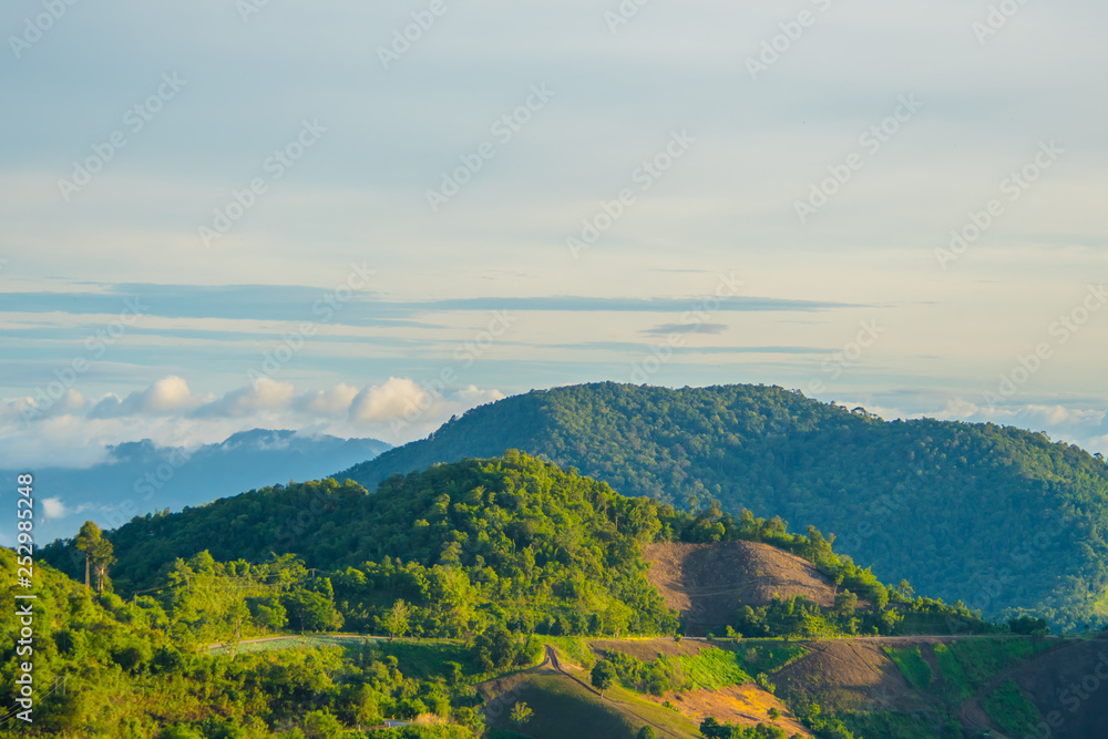 Obraz premium Natural colors of dawn on the mountain.9