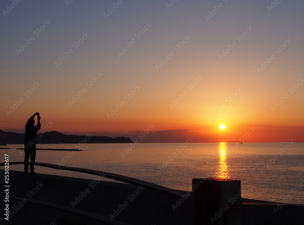 Fototapeta premium 夕暮れ時を楽しむ