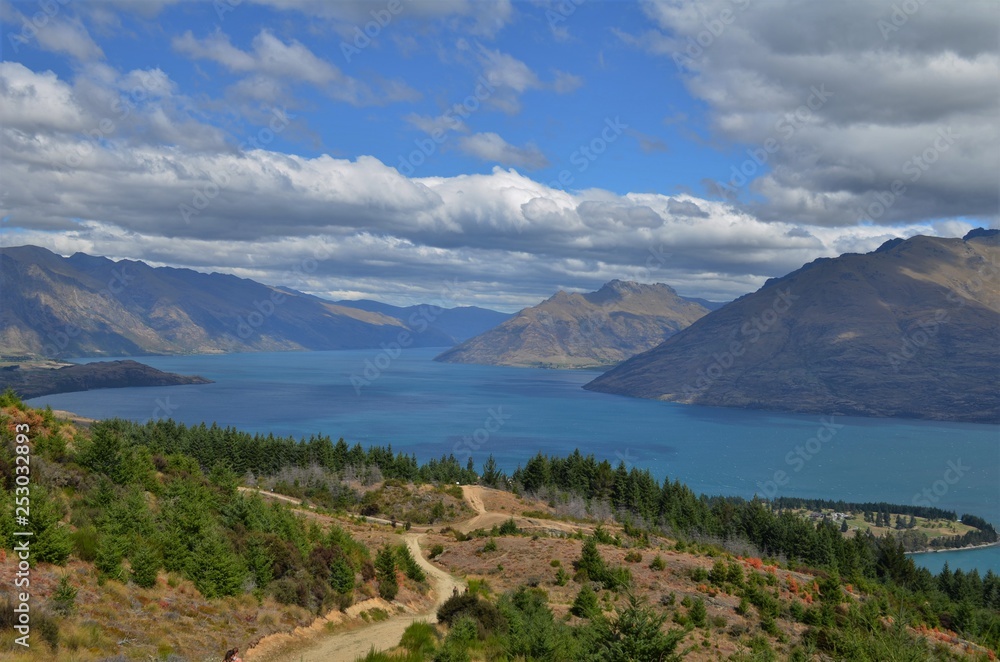 walkway to Queenstown Hill summit with view on Lake Waktipu, New Zealand